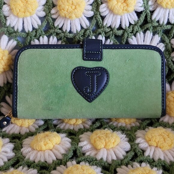 Juicy Couture Makeup Brush Holder - Picture 2 of 9